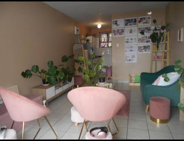 BEDROOM APARTMENT TO LET IN SOUTH BEACH
